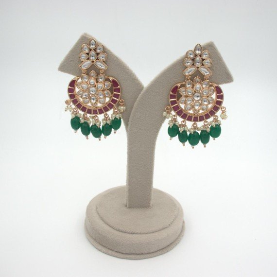 https://amanijewel.com/products/the-anurita-hoop-earrings